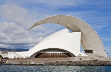 Auditorium of Tenerife, Santa Cruz de Tenerife, Spain by Diego Delso is licensed under CC BY-SA 3.0