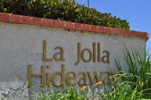 La Jolla Hideaway sign