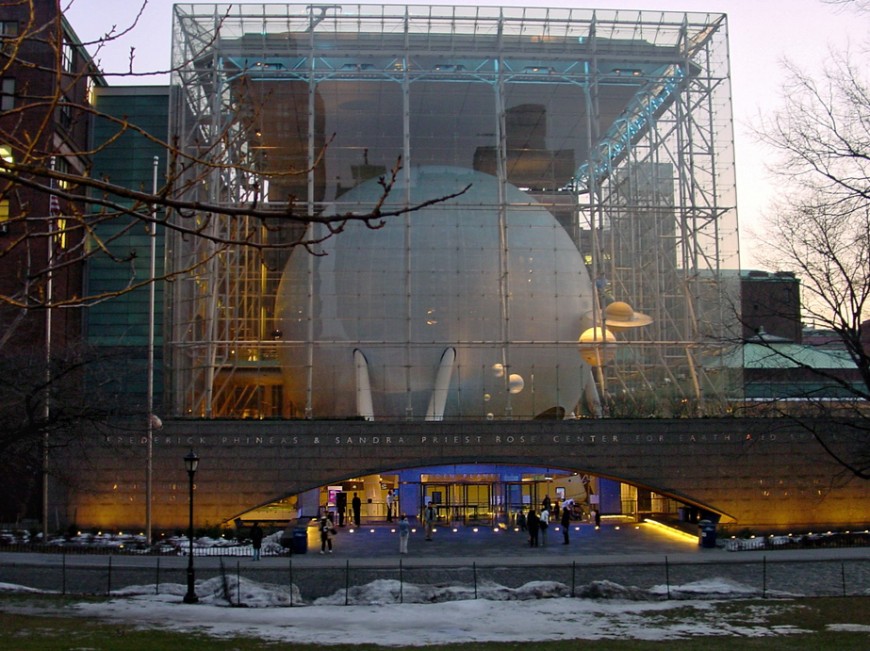 Rose Center for Earth and Space by Spheroide licensed under the term of Public Domain