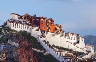 Potala Palace by Coolmanjackey licensed under the terms of CC BY-SA 3.0