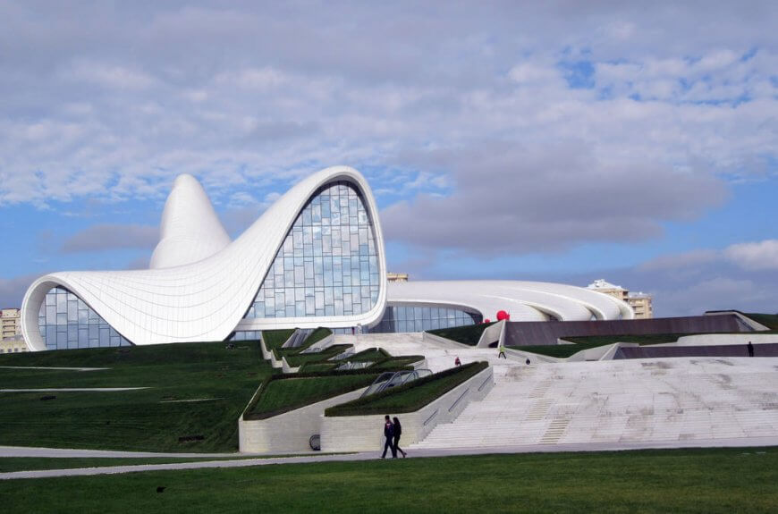 Heydar Aliyev Center by amanderson2 licensed under the terms of Public Domain