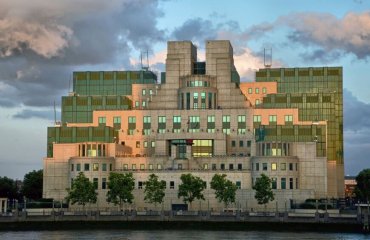 MI6 Building by Dun.can licensed under the terms of the CC BY 2.0