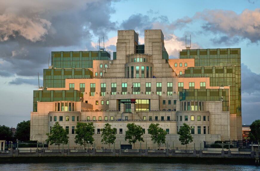 MI6 Building by Dun.can licensed under the terms of the CC BY 2.0