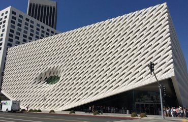 Broad Museum, Los Angeles by Sharon VanderKaay is licensed under CC BY 2.0