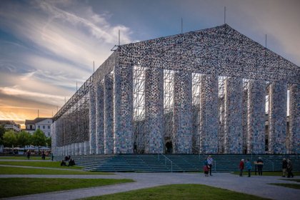 Marta Minujín- The Parthenon of Books by Heinz Bunse is licensed under CC BY-SA 2.0