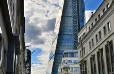 London, The Cheese Grater Building, Leadenhall Building, HDR by Martin Pettitt is licensed under CC BY 2.0