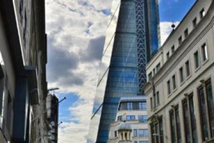 London, The Cheese Grater Building, Leadenhall Building, HDR by Martin Pettitt is licensed under CC BY 2.0