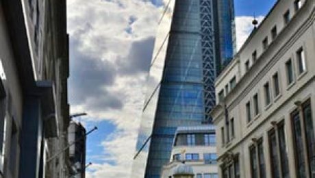 London, The Cheese Grater Building, Leadenhall Building, HDR by Martin Pettitt is licensed under CC BY 2.0