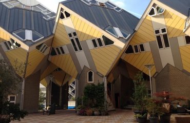 Cube houses in Rotterdam by Heather Cowper is licensed under CC BY 2.0