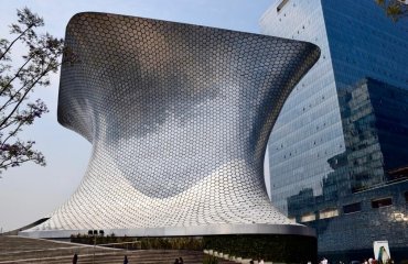 Museo Soumaya by Dan is licensed under CC BY 2.0
