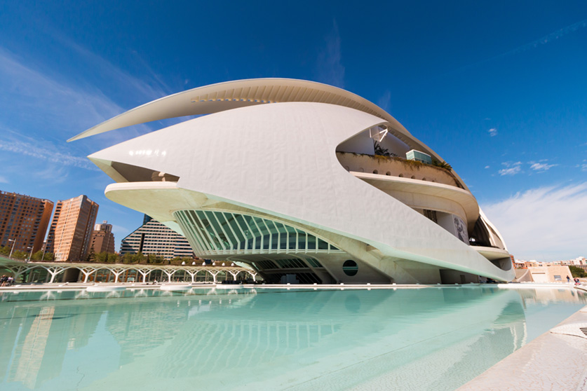 Valencia-Opera-House-Spain-by-Jorn-van-Maanen-837.jpg