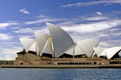 Sydney Opera House by Bernard Spragg