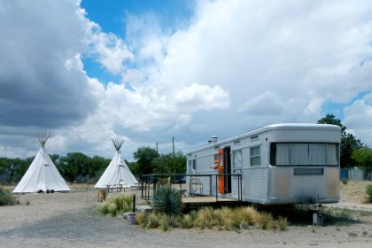 “1956 IMPERIAL MANSION and Tee Pees” by PunkToad is licensed under CC BY 2.0